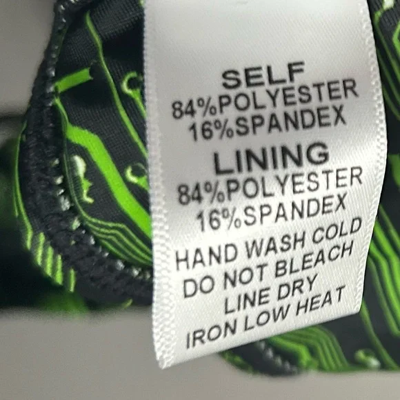 iHeartRaves Green Matrix Bralette Style Crop Top Size 2XL - Picture 9 of 9